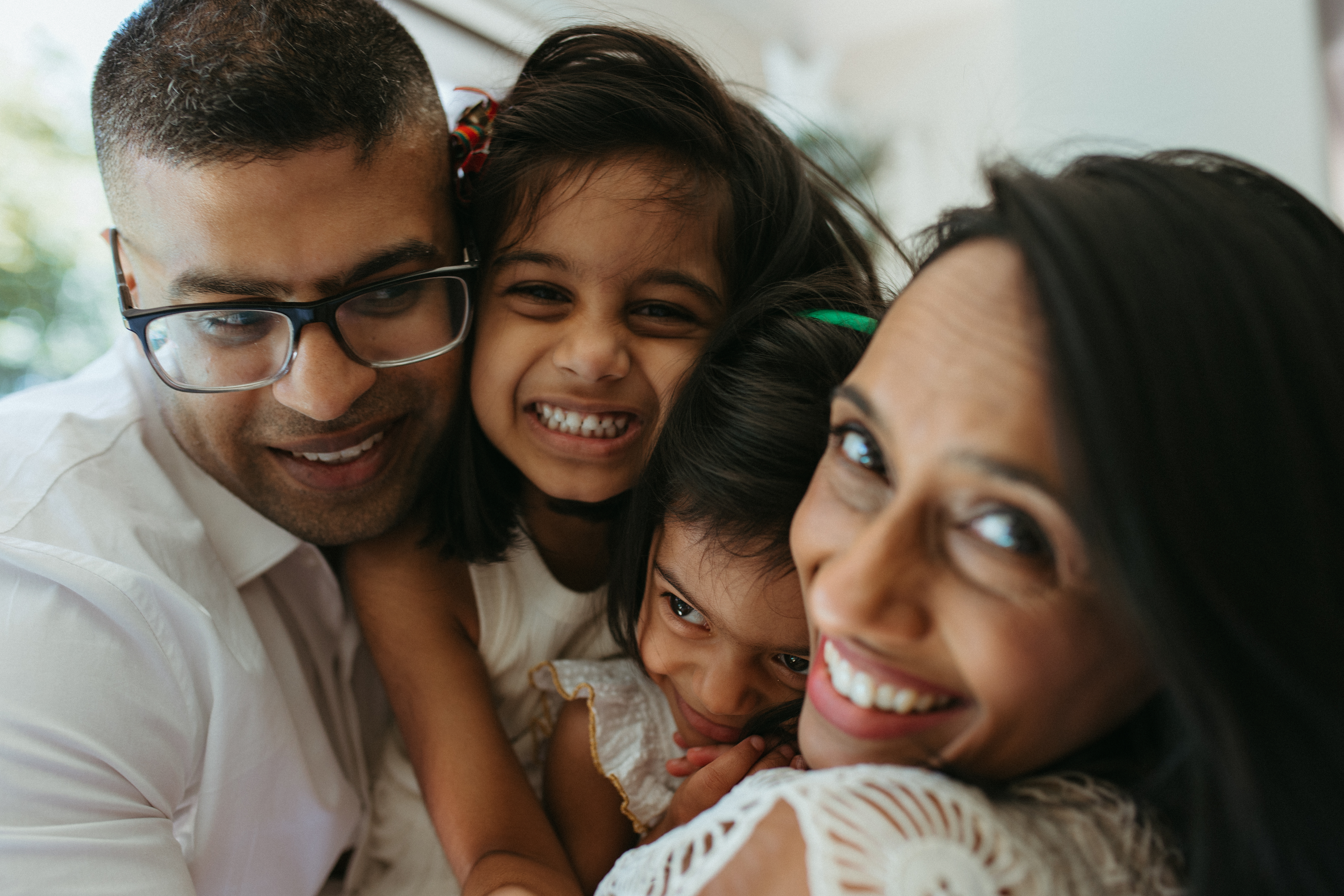 family photoshoot for christmas minis